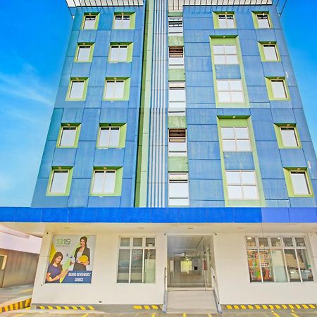 Collection O 1318 Residences, University Belt, Metro Manila Exterior photo