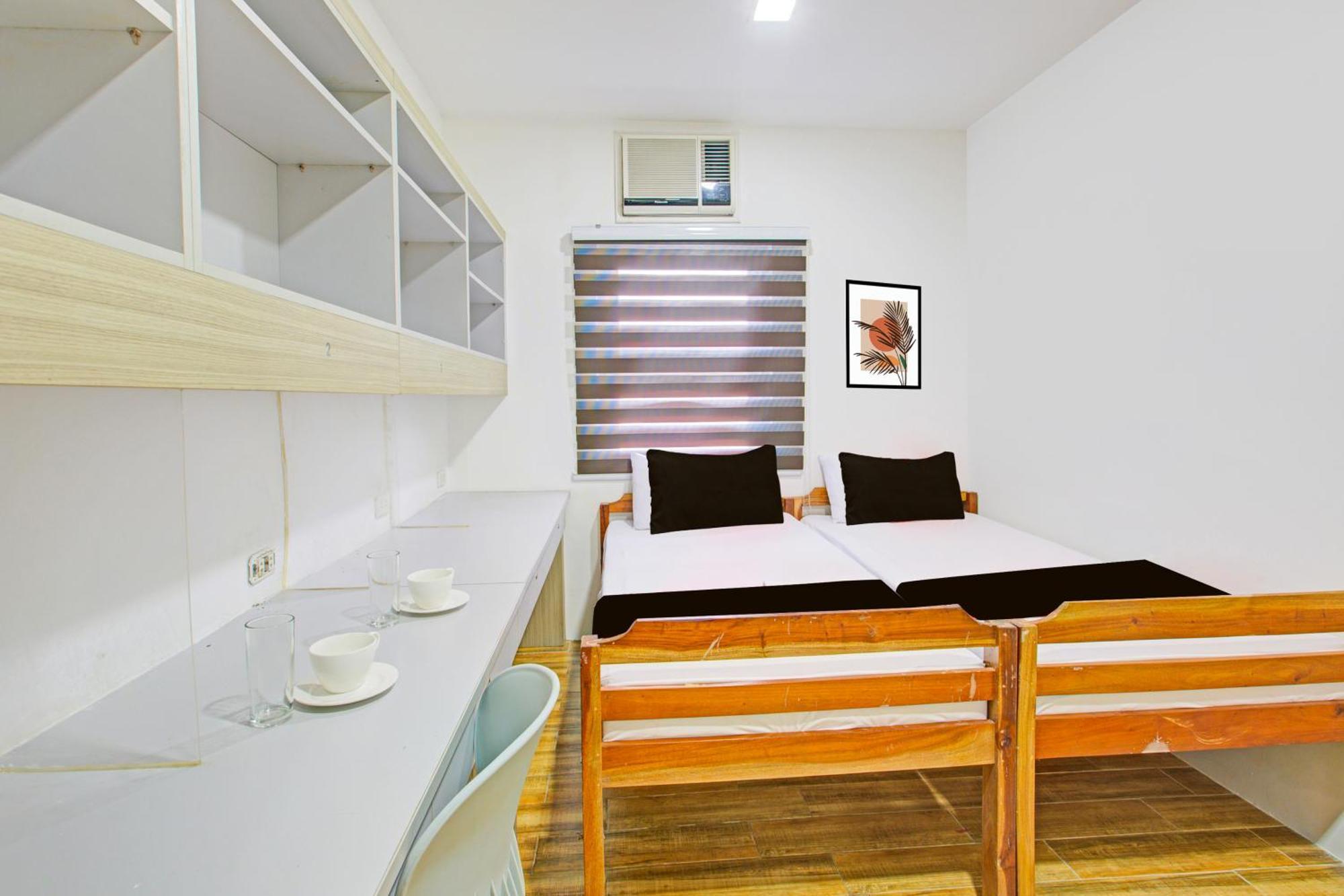 Collection O 1318 Residences, University Belt, Metro Manila Exterior photo