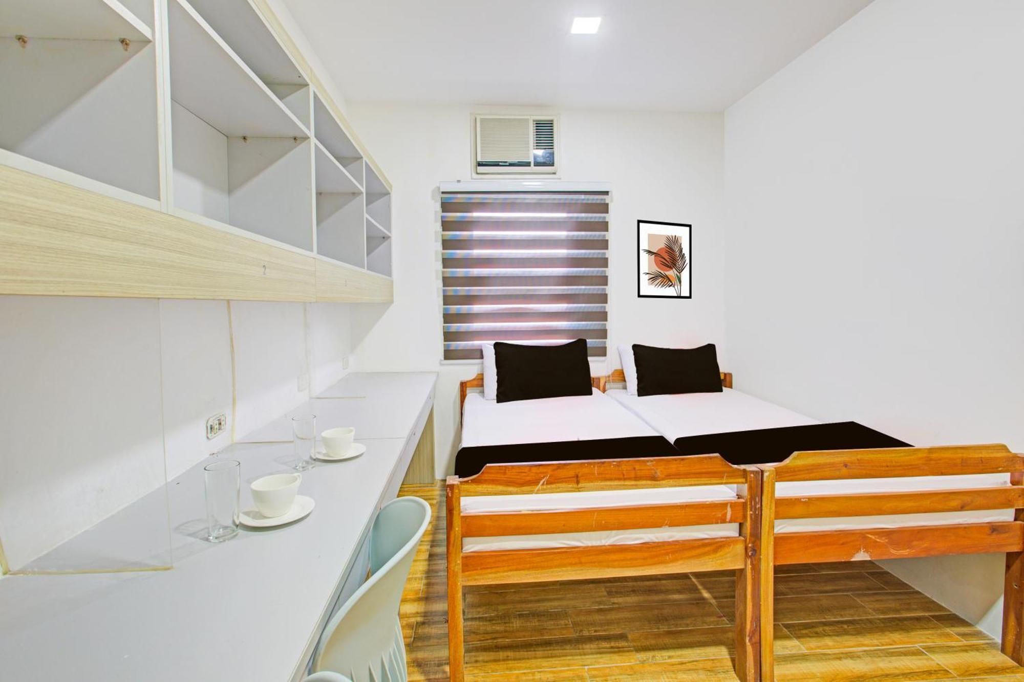 Collection O 1318 Residences, University Belt, Metro Manila Exterior photo